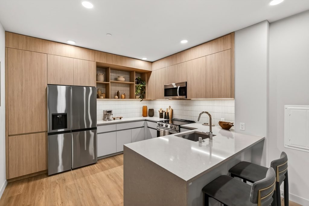 B2: Kitchen