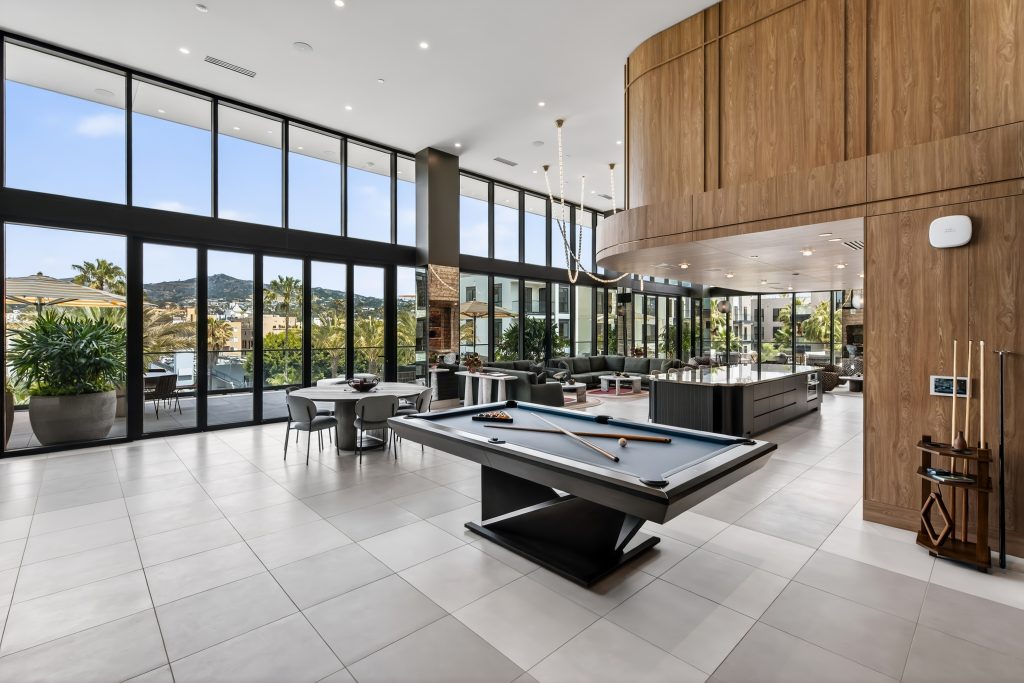 Club Room